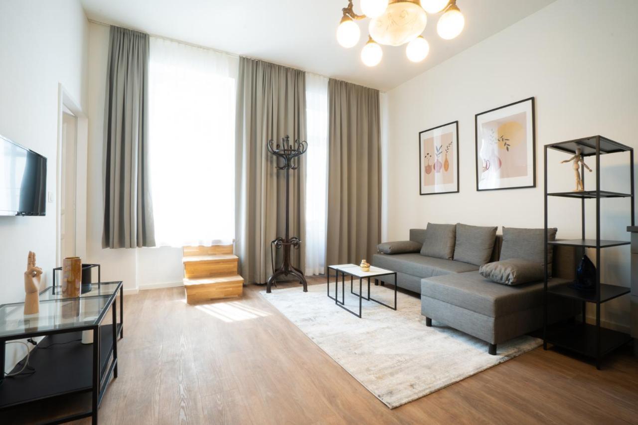 Spacious With Huge Shared Terrace And Grill Located Between Centre And Donau River Wiedeń